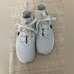 Nike Women Training Shoes